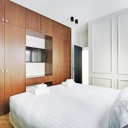 פריז Pick A Flat'S Apartment In Triangle D'Or - Pierre 1Er De Serbie מראה חיצוני תמונה