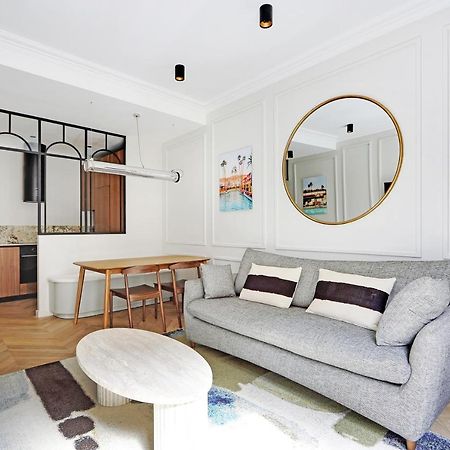 פריז Pick A Flat'S Apartment In Triangle D'Or - Pierre 1Er De Serbie מראה חיצוני תמונה