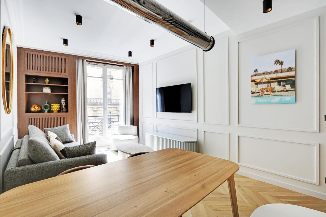 פריז Pick A Flat'S Apartment In Triangle D'Or - Pierre 1Er De Serbie מראה חיצוני תמונה
